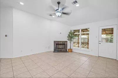 5010 E Newpark Drive, Houston, TX 77041 - Photo 10