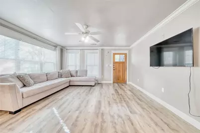 1725 Harvey Mitchell Parkway S #2314, College Station, TX 77840 - Photo 18
