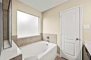 16131 Sweetwater Fields Ln, Tomball, TX 77377 - Photo 14