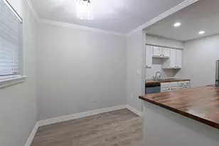132 Oyster Creek Dr, Lake Jackson, TX 77566 - Photo 8