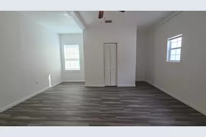 421 Sidney #1/2, Houston, TX 77003 - Photo 6