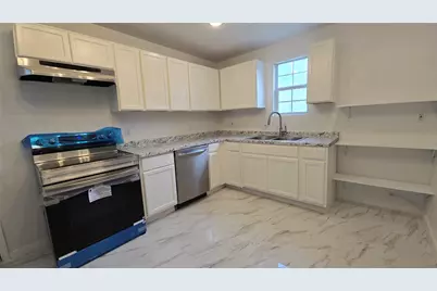 421 Sidney #1/2, Houston, TX 77003 - Photo 12