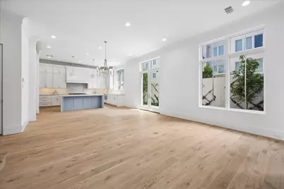 31 Wentworth Gate Path, Houston, TX 77027 - Photo 8