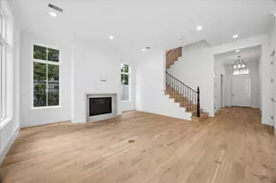 31 Wentworth Gate Path, Houston, TX 77027 - Photo 6
