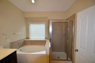 9942 Taylor Springs Ln, Tomball, TX 77375 - Photo 16