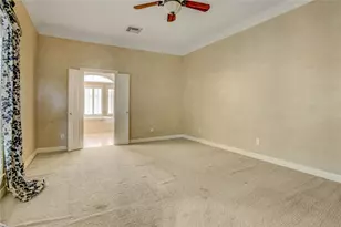 13835 Cady Ct, Houston, TX 77077 - Photo 10