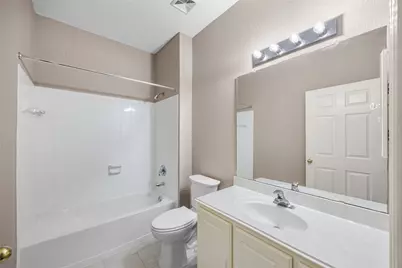 7238 Welshwood Lane, Sugar Land, TX 77479 - Photo 20