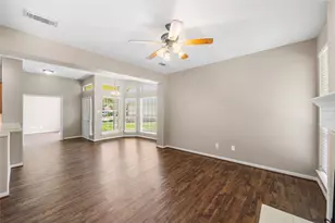 7238 Welshwood Ln, Sugar Land, TX 77479 - Photo 10