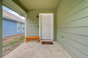 19802 River Breeze Dr, Tomball, TX 77375 - Photo 2