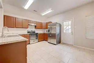 19802 River Breeze Dr, Tomball, TX 77375 - Photo 8