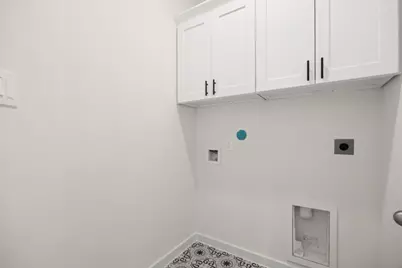 8311 Amber Summit Lane, Angleton, TX 77515 - Photo 8