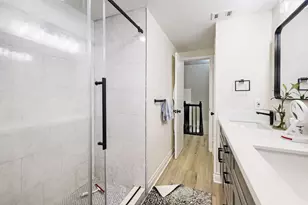 8927 Langdon Ln, Houston, TX 77036 - Photo 30