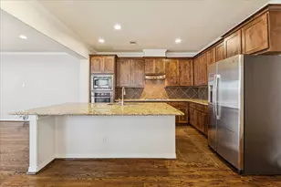 1117 W 26th St, Houston, TX 77008 - Photo 12