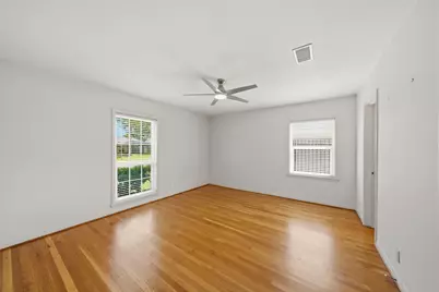 6323 Cindy Lane, Houston, TX 77008 - Photo 10