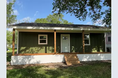 808 Josephine Street, Yoakum, TX 77995 - Photo 6