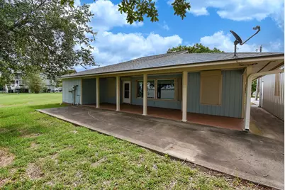 748 W Bayshore Drive, Palacios, TX 77465 - Photo 48