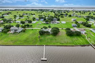 748 W Bayshore Dr, Palacios, TX 77465 - Photo 50