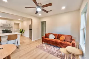 529 S Illinois Ave, League City, TX 77573 - Photo 4