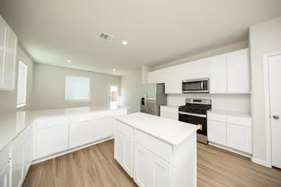 15619 Buffalo Meadow Court, Houston, TX 77090 - Photo 2