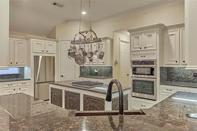 203 Monterrey Road E, Montgomery, TX 77356 - Photo 18