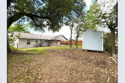 5763 Westover Street, Houston, TX 77033 - Photo 18