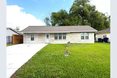 5763 Westover Street, Houston, TX 77033 - Photo 1