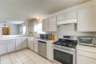 10202 Middleglen Ln, Houston, TX 77034 - Photo 10
