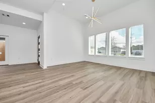 9309 Caddo St, Houston, TX 77078 - Photo 10