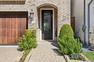 8316 Barberry Branch St, Houston, TX 77055 - Photo 4