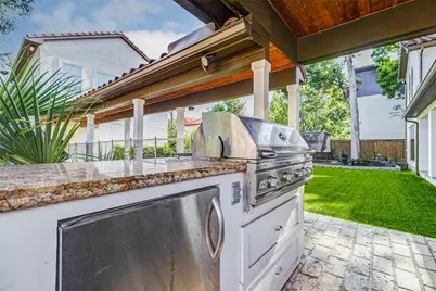 5410 Valerie St, Bellaire, TX 77401 - Photo 40