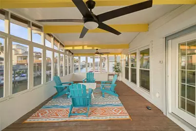 22118 Matagorda Drive, Galveston, TX 77554 - Photo 12