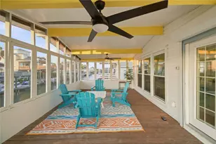 22118 Matagorda Dr, Galveston, TX 77554 - Photo 12