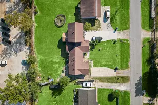 5733 Schutz Lot St, Houston, TX 77032 - Photo 4