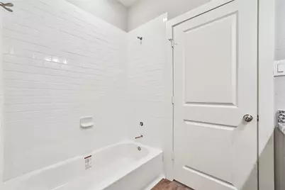 420 Ave B, La Marque, TX 77564 - Photo 12