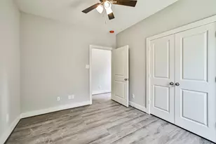 420 Ave B, La Marque, TX 77564 - Photo 16