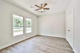 420 Ave B, La Marque, TX 77564 - Photo 18