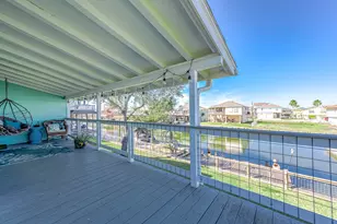 325 Ling St, Bayou Vista, TX 77563 - Photo 34