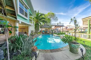 325 Ling St, Bayou Vista, TX 77563 - Photo 26