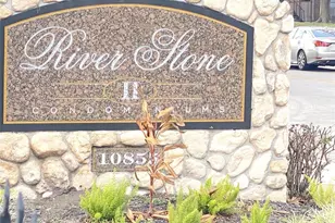 10855 Meadowglen Ln, Houston, TX 77042 - Photo 10