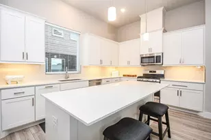 1952 Purswell Rd, Houston, TX 77055 - Photo 16
