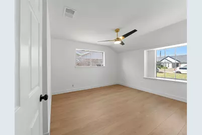 5607 Arncliffe Drive, Houston, TX 77088 - Photo 20