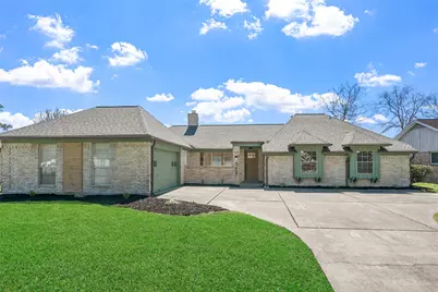 5607 Arncliffe Drive, Houston, TX 77088 - Photo 1
