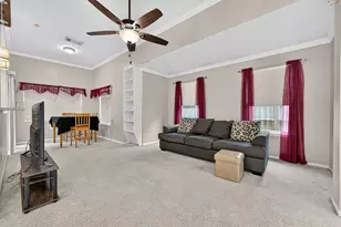 11525 Teaside Dr, Houston, TX 77066 - Photo 2