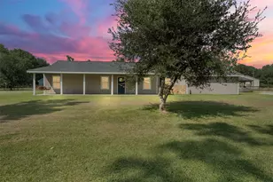 28081 Ivy Oaks Ln, Splendora, TX 77372 - Photo 1