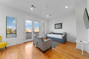 606 Oakley St, Houston, TX 77006 - Photo 32