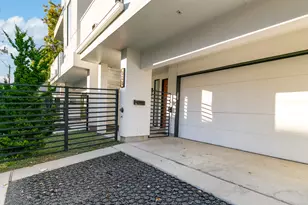 606 Oakley St, Houston, TX 77006 - Photo 4