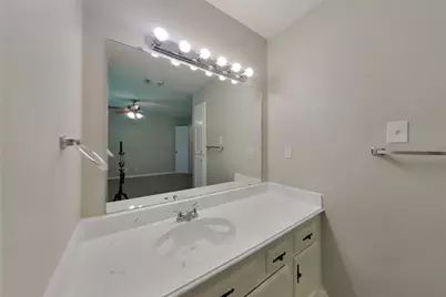 13307 Venice Circle, Stafford, TX 77477 - Photo 10