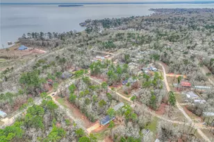 161 Evergreen, Livingston, TX 77351 - Photo 32