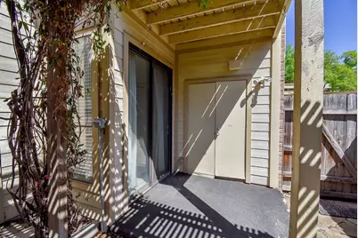 1881 Bering Drive #31, Houston, TX 77057 - Photo 26