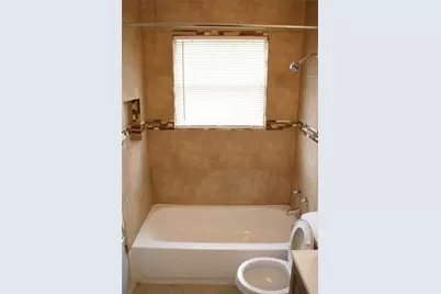 2511 Rosalie Street #D, Houston, TX 77004 - Photo 10